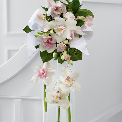 Perfect Entrance Pew Arrangement –  Halstead Floral At The Plaza, Halstead KS